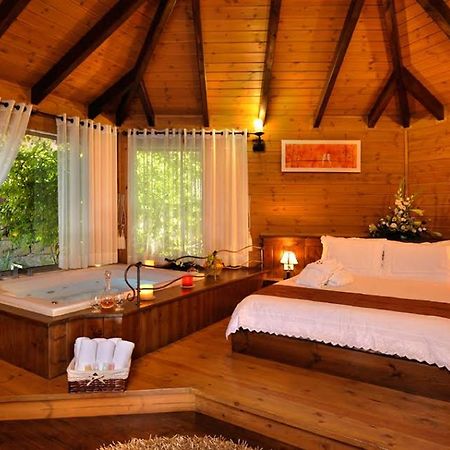 Talia Cabin Guest & Spa โรชปินนา ภายนอก รูปภาพ