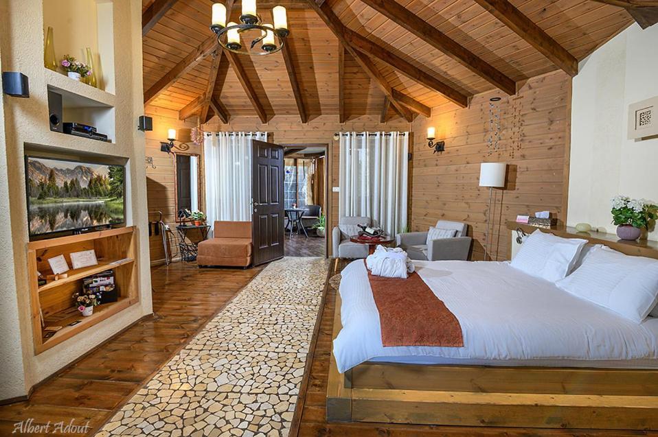 Talia Cabin Guest & Spa โรชปินนา ภายนอก รูปภาพ