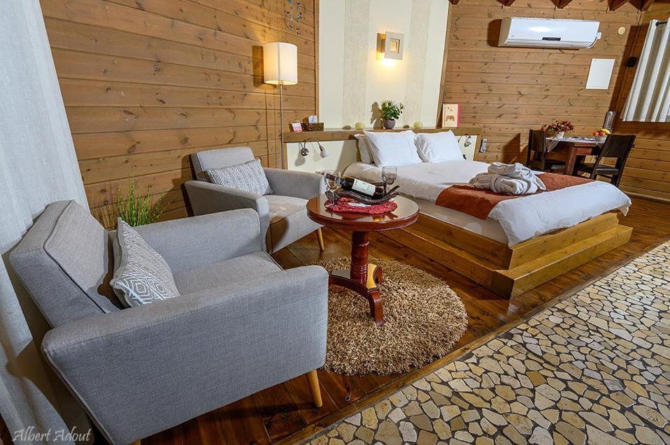 Talia Cabin Guest & Spa โรชปินนา ภายนอก รูปภาพ