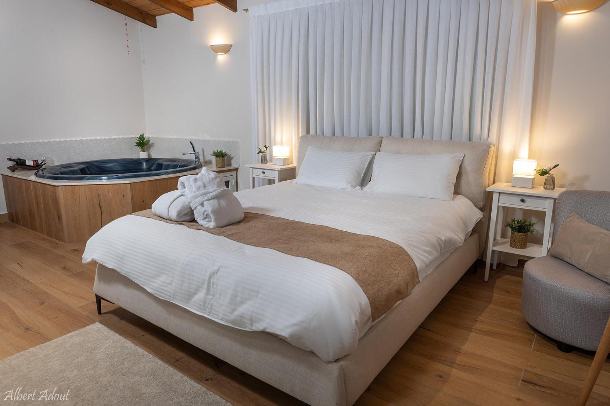 Talia Cabin Guest & Spa โรชปินนา ภายนอก รูปภาพ